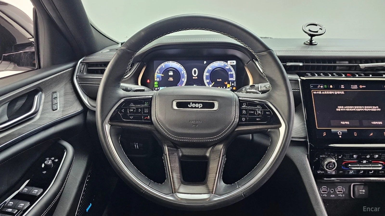 Jeep Grand cherokee OVERLAND* WL* КОЖА* ПОДГРЕВ* ОБДУХВ* ПАНО* НАВИ* , снимка 11 - Автомобили и джипове - 55501418