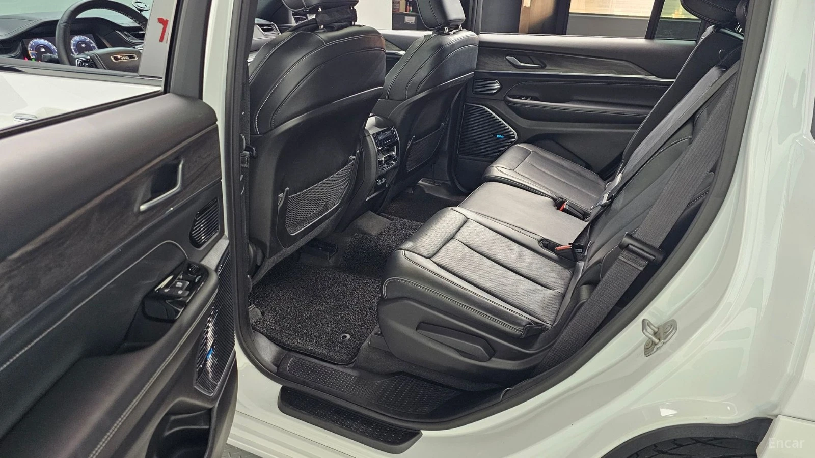 Jeep Grand cherokee OVERLAND* WL* КОЖА* ПОДГРЕВ* ОБДУХВ* ПАНО* НАВИ* , снимка 10 - Автомобили и джипове - 55501418