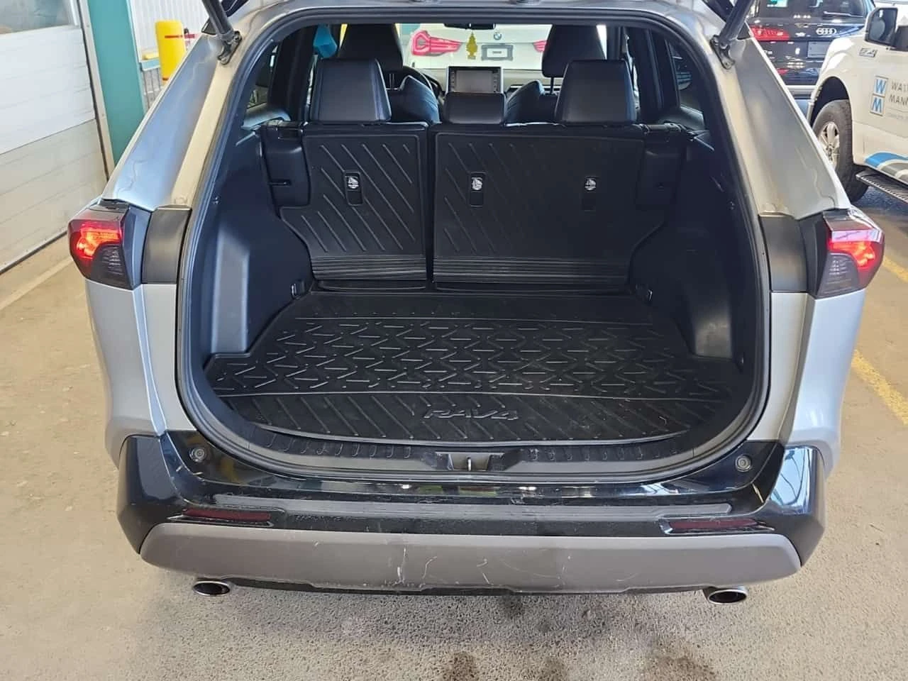 Toyota Rav4 * HYBRID XLE * AWD * CARFAX * , снимка 13 - Автомобили и джипове - 55571018