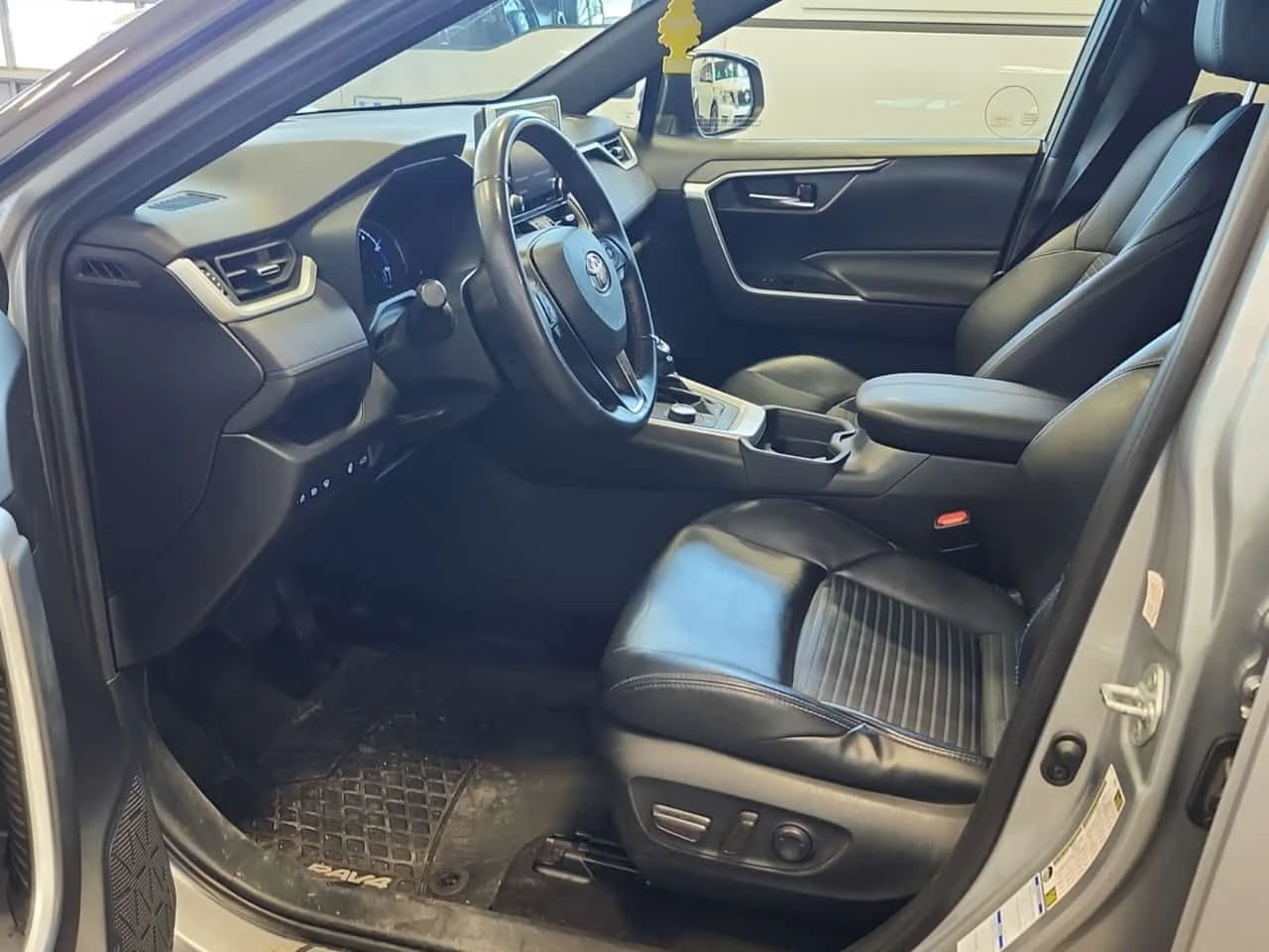 Toyota Rav4 * HYBRID XLE * AWD * CARFAX * , снимка 5 - Автомобили и джипове - 55571018