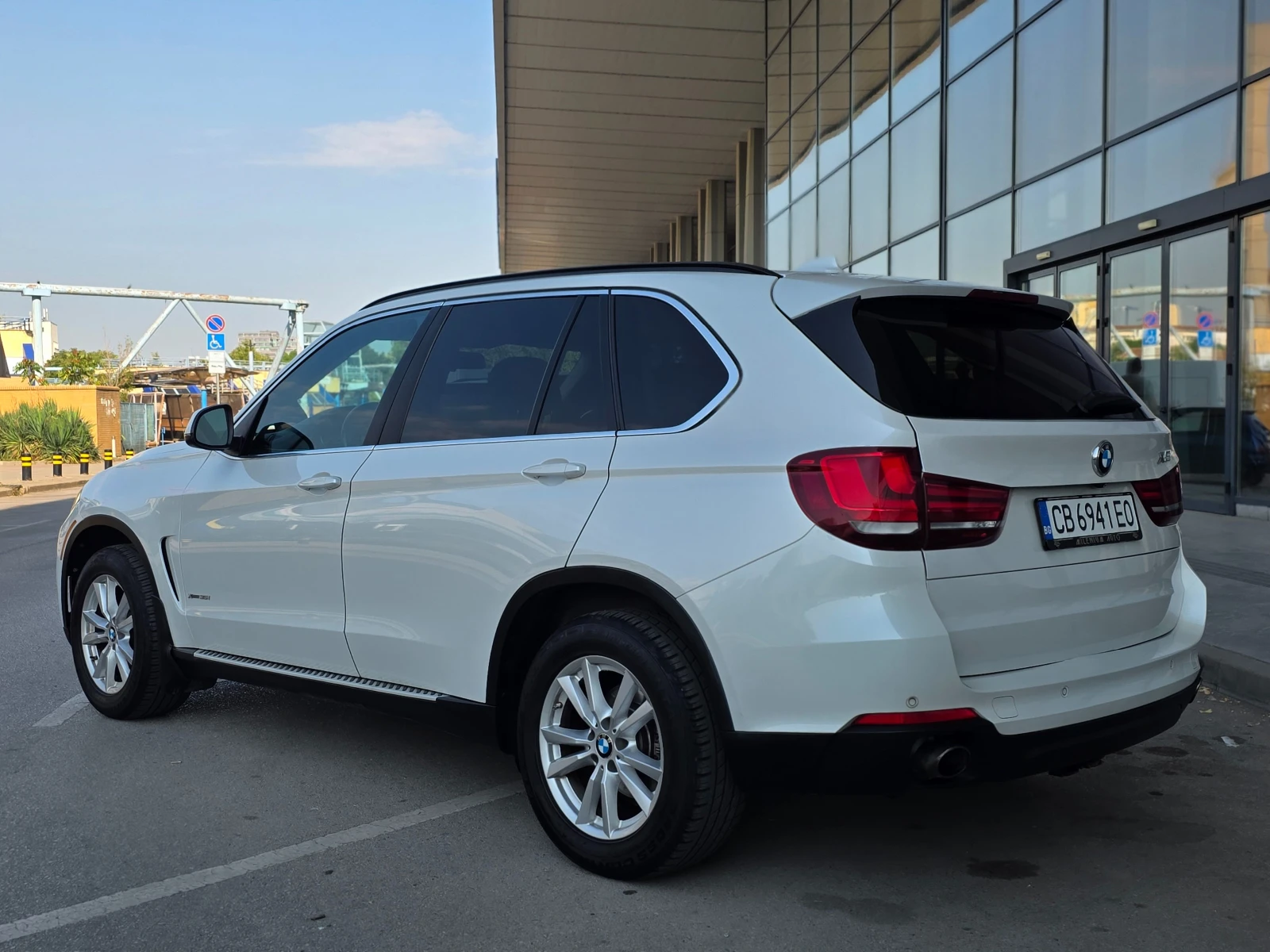 BMW X5 6 МЕСЕЦА ГАРАНЦИЯ/3.5i XDrive 305к.с. Реални КМ!!!, снимка 3 - Автомобили и джипове - 55588100