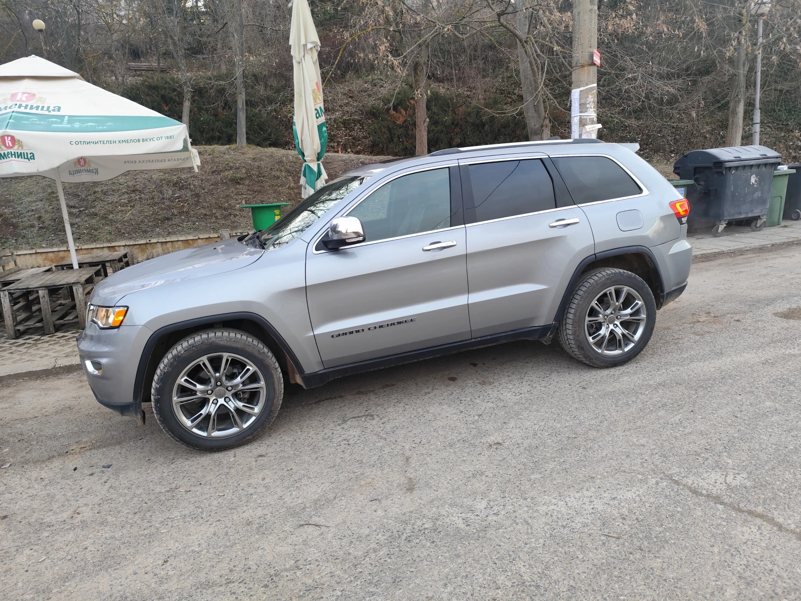 Jeep Grand cherokee 3.6, снимка 4 - Автомобили и джипове - 56573594