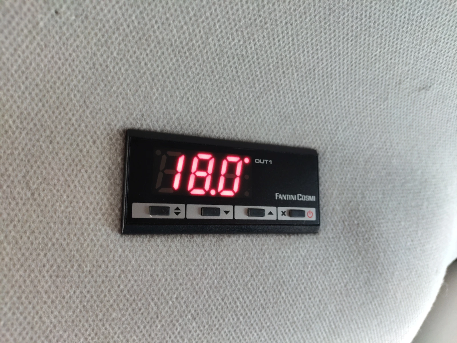 Man TGE 3.180 2, 0d 177ps ХЛАДИЛЕН, снимка 10 - Бусове и автобуси - 53976081