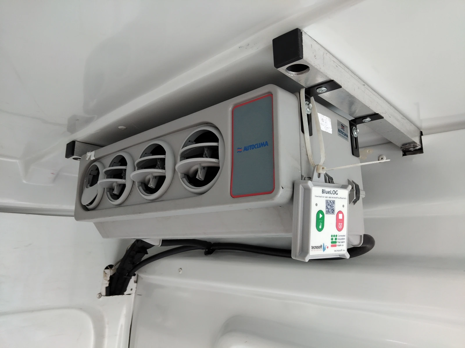 Man TGE 3.180 2, 0d 177ps ХЛАДИЛЕН, снимка 9 - Бусове и автобуси - 53976081