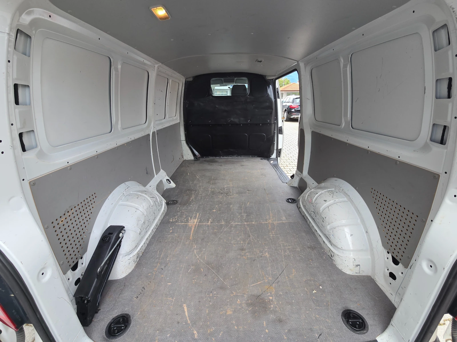 VW T6 2.0 ТDi 150к.c!! MAXI!!!, снимка 16 - Бусове и автобуси - 54952351