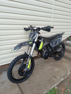 ����� �� �������� �� Ktm SX-F 250