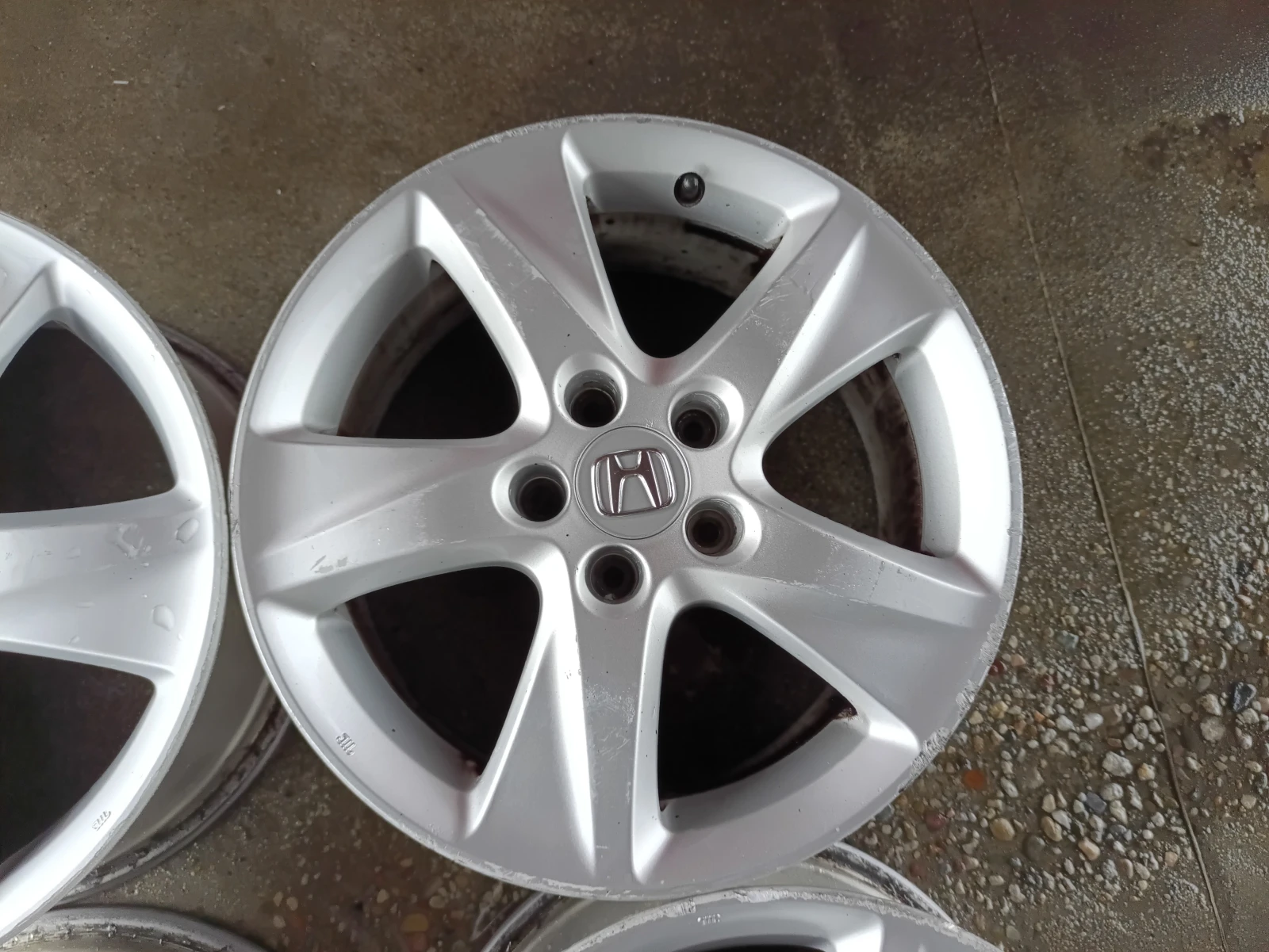   Honda Fr-v | Mobile.bg   4