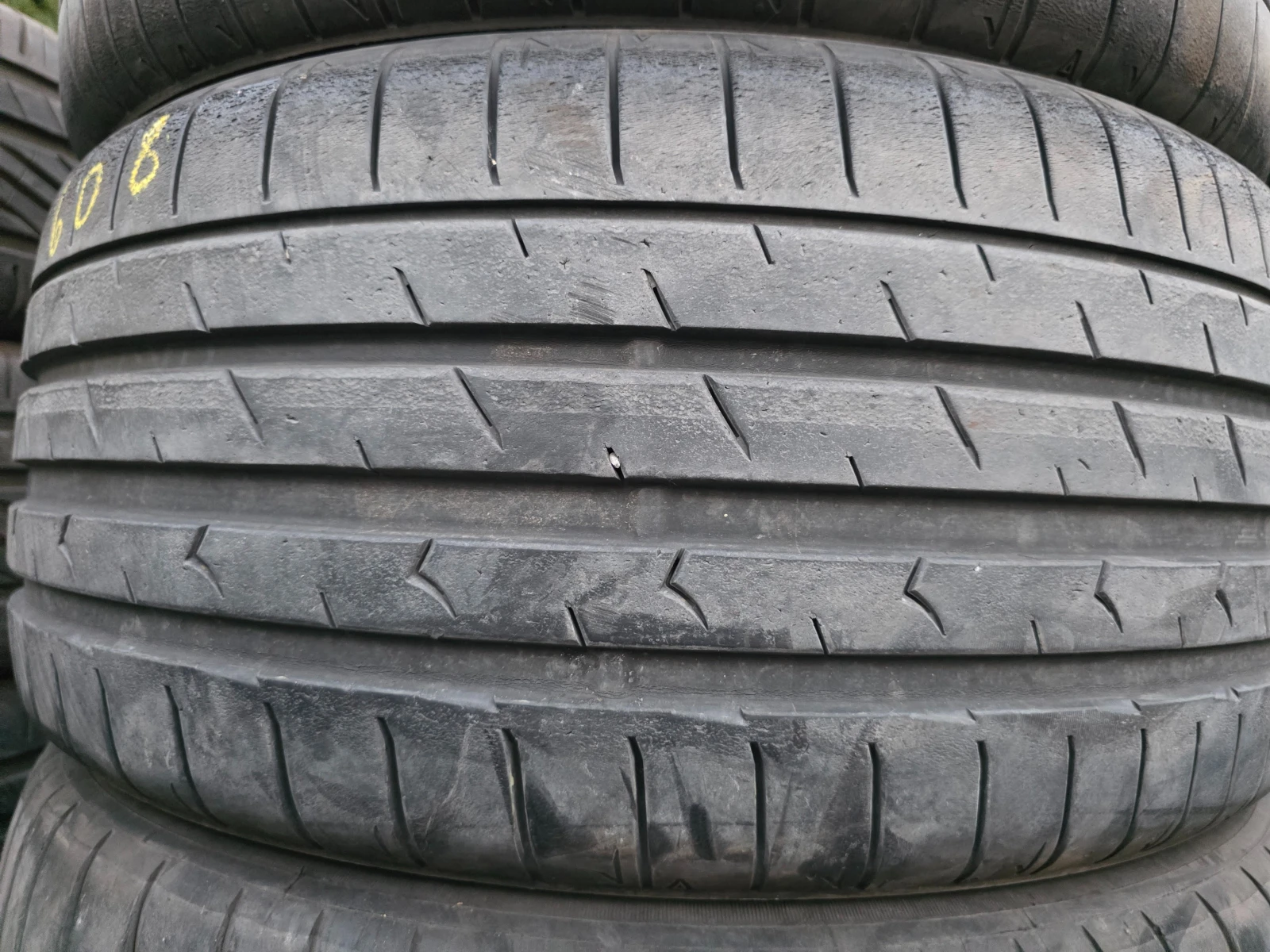 Гуми Летни 225/40R18, снимка 4 - Гуми и джанти - 55581767