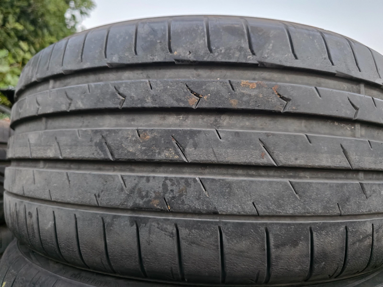 Гуми Летни 225/40R18, снимка 3 - Гуми и джанти - 55581767