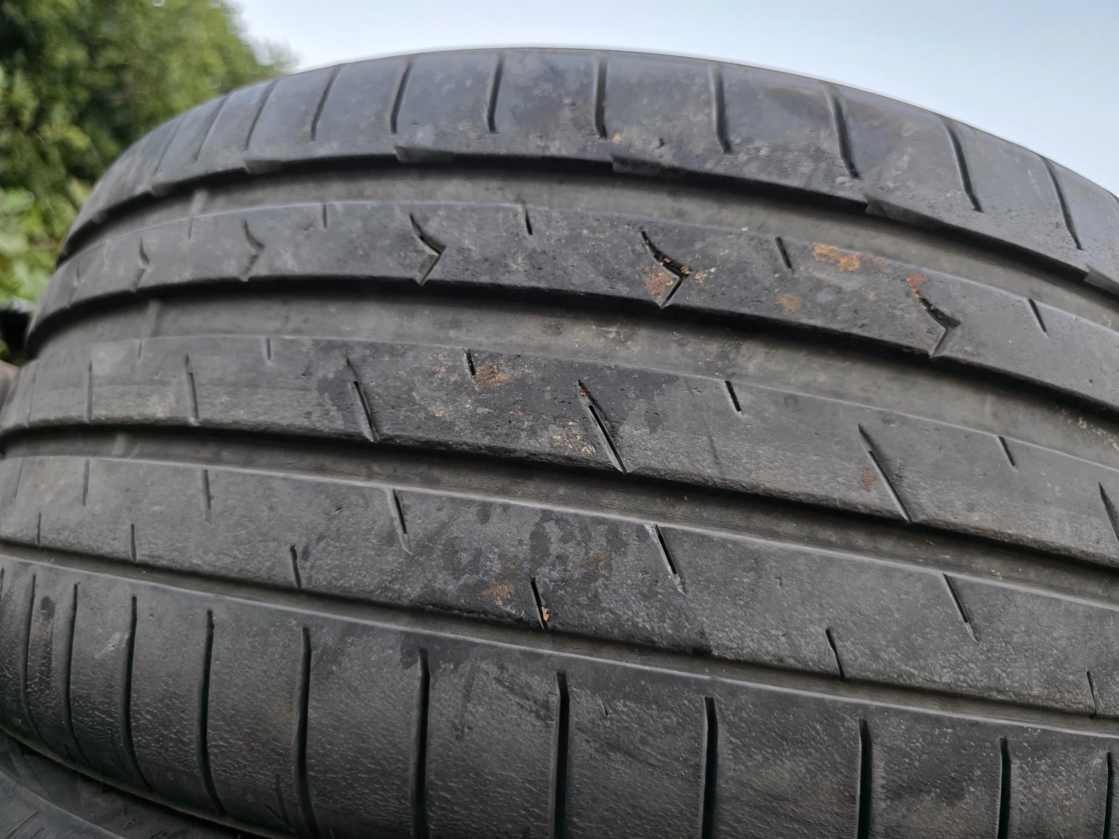 Гуми Летни 225/40R18