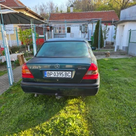 Mercedes-Benz 220, снимка 3