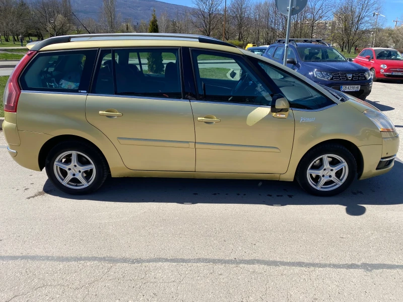 Citroen Grand C4 Picasso купувана от Ситроен България, снимка 2 - Автомобили и джипове - 47481006