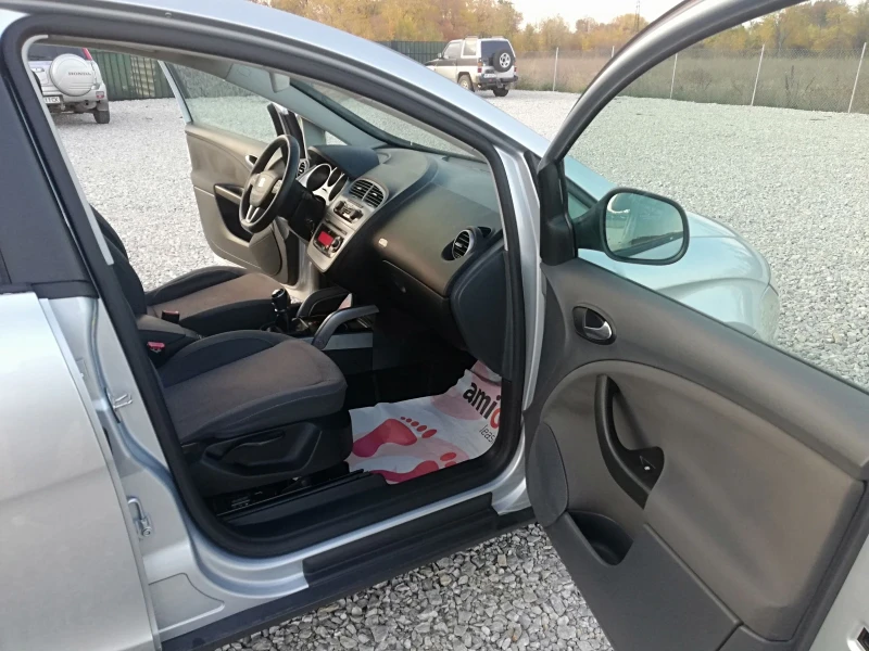 Seat Altea 1.6i klima GAZ 102, снимка 13 - Автомобили и джипове - 48531029