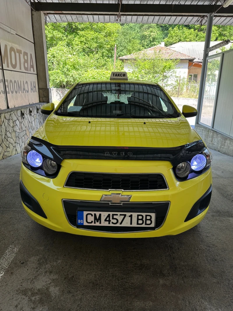 Chevrolet Aveo T300, снимка 8 - Автомобили и джипове - 48544446