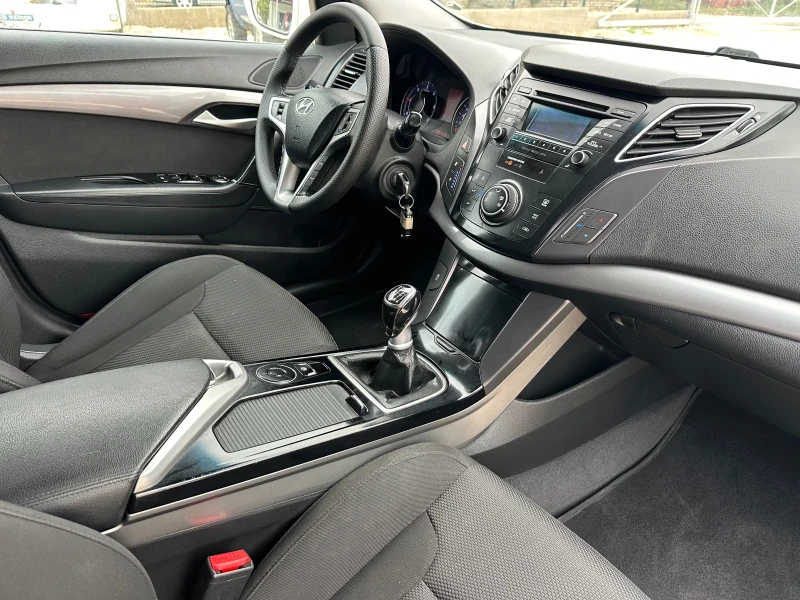 Hyundai I40 1.7CRDI//SPAIN//BLUE DRIVE, снимка 12 - Автомобили и джипове - 51986161