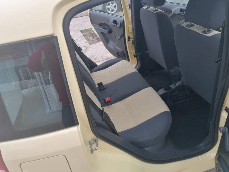 Fiat Panda 1.2 i, снимка 10 - Автомобили и джипове - 52503327