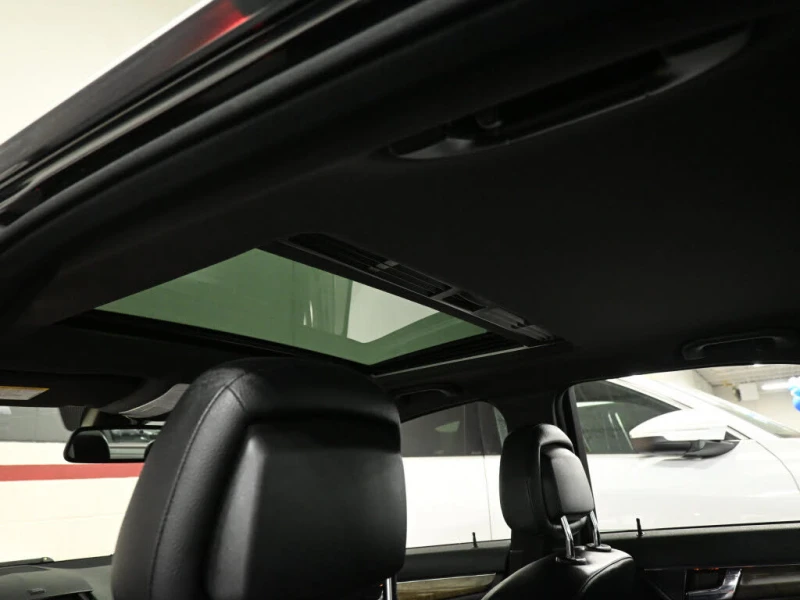 Mercedes-Benz C 300  Mercedes-Benz* C-Class* АвтоКредит* (ЦЕНА ДО БГ), снимка 10 - Автомобили и джипове - 53114263