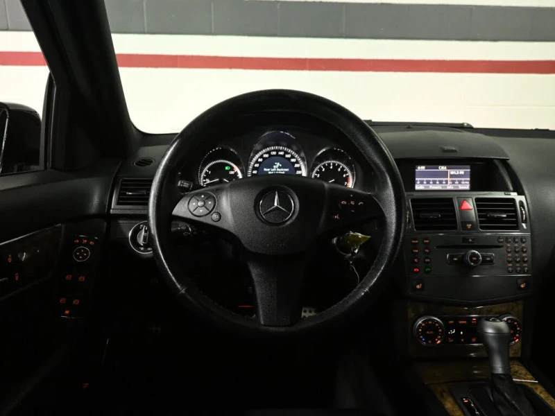 Mercedes-Benz C 300  Mercedes-Benz* C-Class* АвтоКредит* (ЦЕНА ДО БГ), снимка 15 - Автомобили и джипове - 53114263