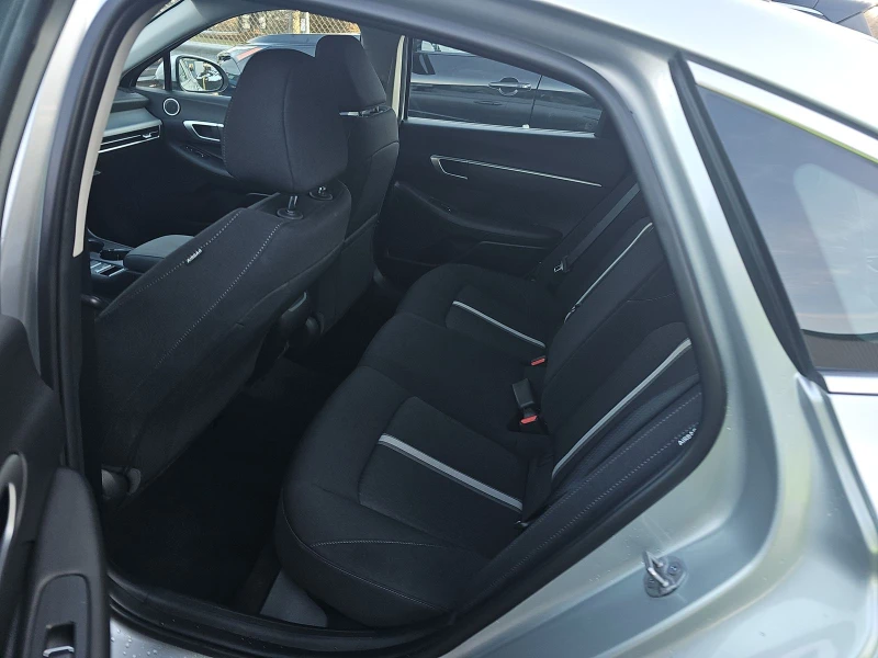 Hyundai Sonata SE, снимка 8 - Автомобили и джипове - 53211800