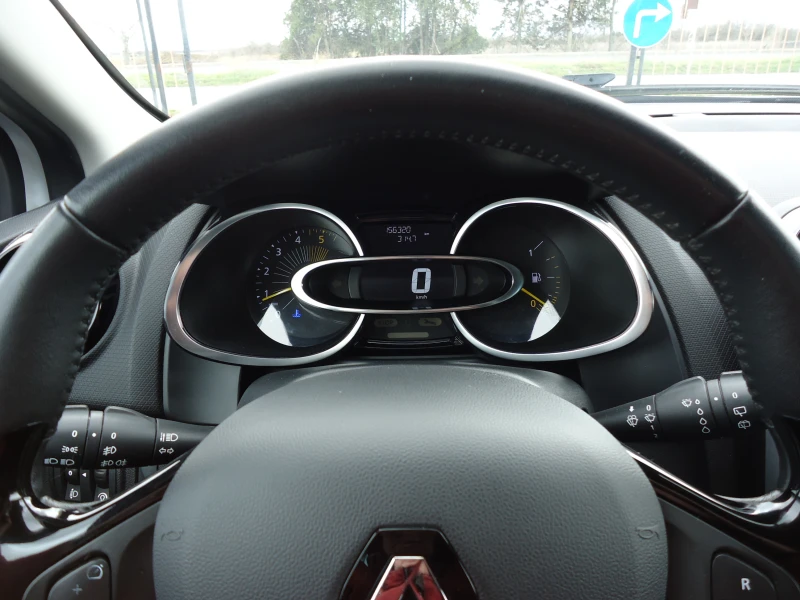 Renault Clio 1.5 DCI EURO 6, НАВИГАЦИЯ, снимка 15 - Автомобили и джипове - 53283646