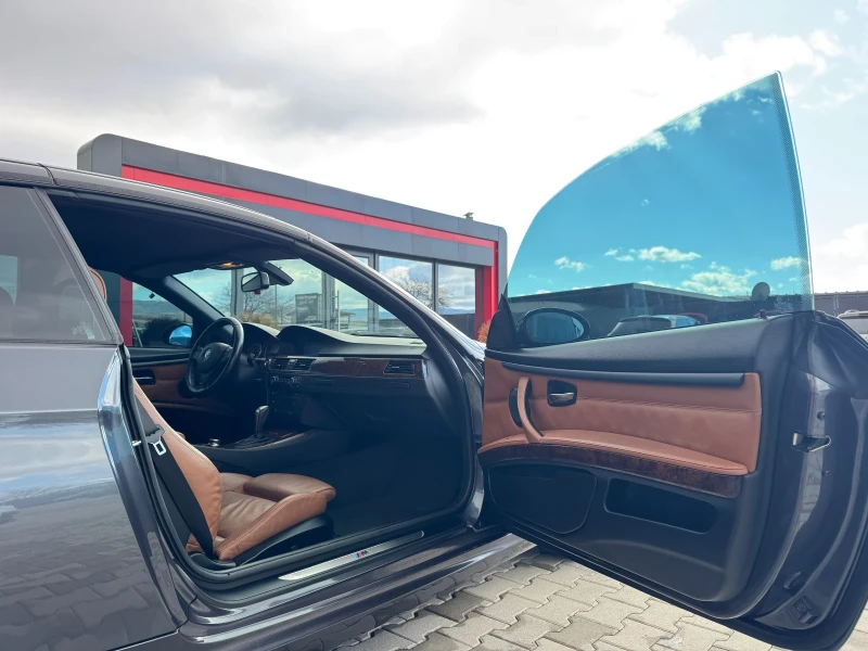 BMW 330 330D M PAKET , снимка 13 - Автомобили и джипове - 53540738