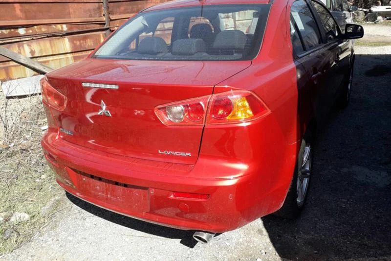 Mitsubishi Lancer 1.5 НА ЧАСТИ, снимка 2 - Автомобили и джипове - 28161363