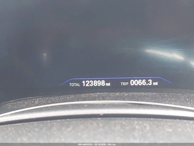 BMW 540 M PACK| HUD| SOFT CLOSE| ЩОРИ| 360, снимка 15 - Автомобили и джипове - 54119225