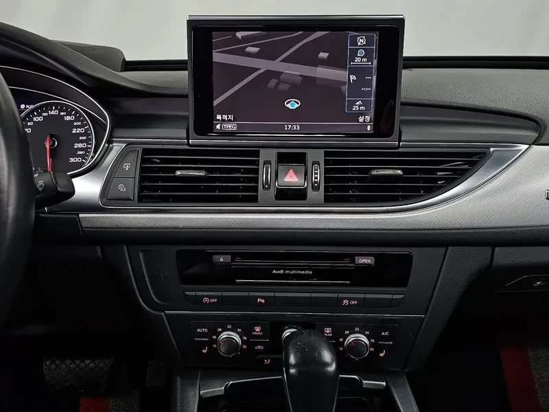 Audi A6 2.0 TDI Quattro, снимка 14 - Автомобили и джипове - 54561227