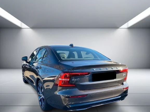 Volvo S60 B5 AWD = Ultimate Dark = Гаранция, снимка 2 - Автомобили и джипове - 55752402