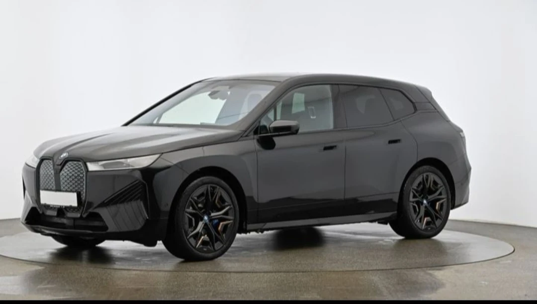 BMW iX XDrive 40, снимка 1
