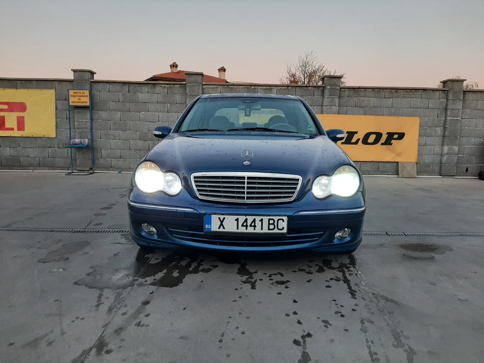 Mercedes-Benz C 200  - изображение 4