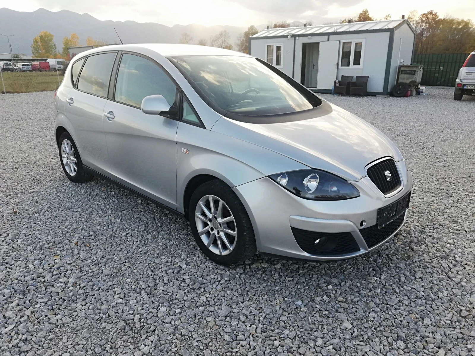 Seat Altea 1.6i klima GAZ 102 - изображение 8