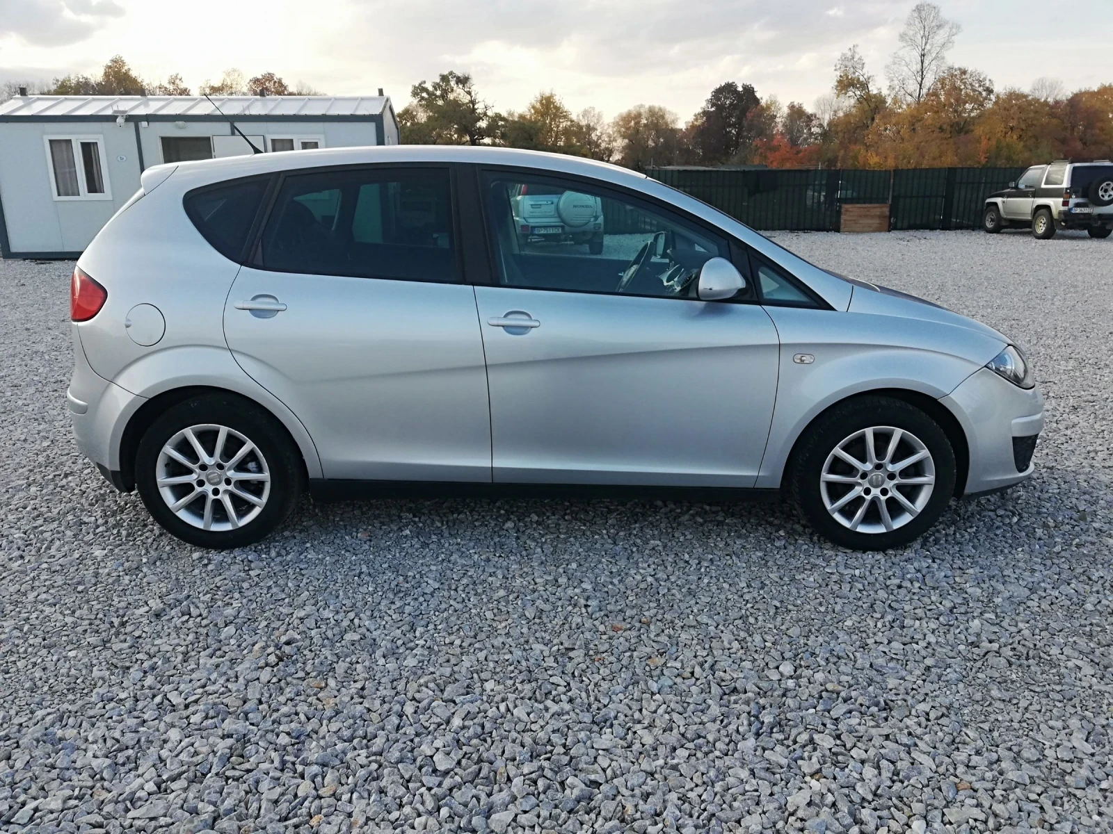 Seat Altea 1.6i klima GAZ 102 - изображение 7