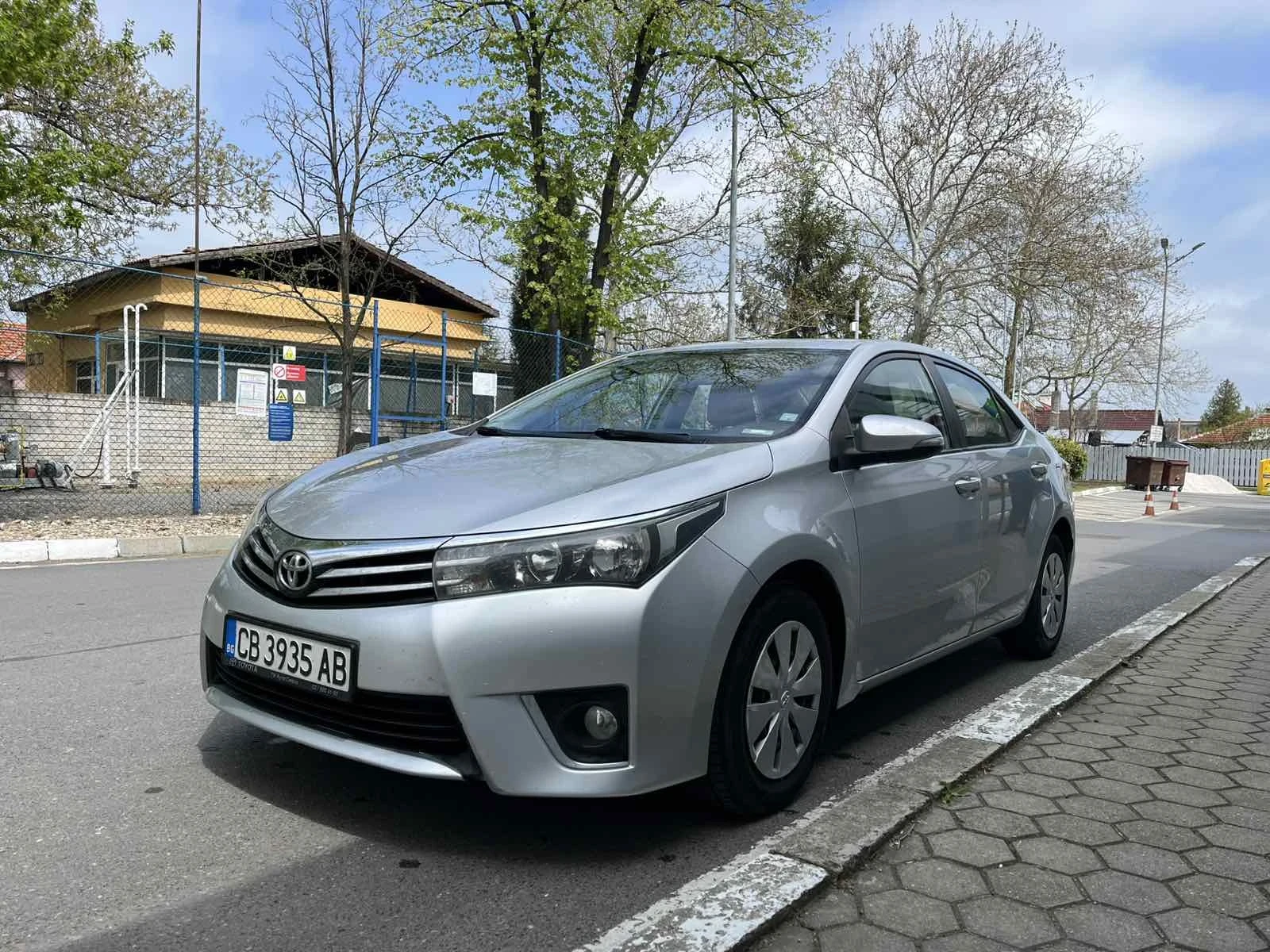 Toyota Corolla  - изображение 7