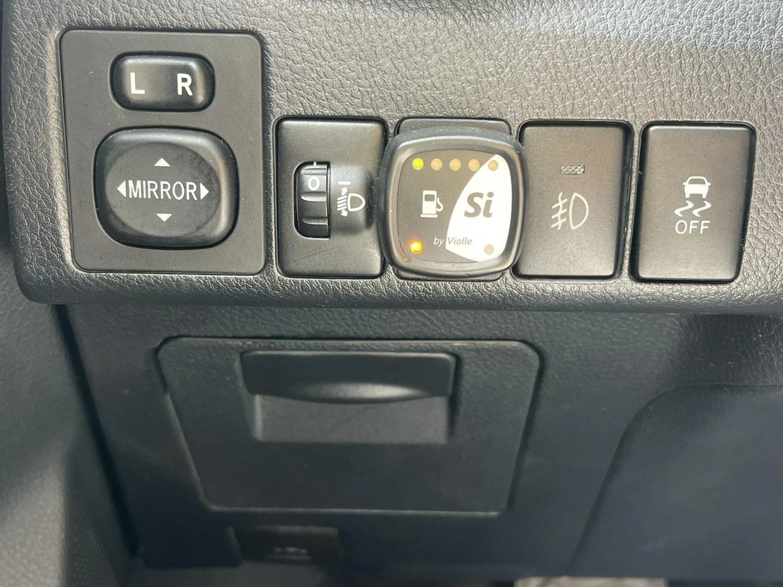 Toyota Corolla  - изображение 2