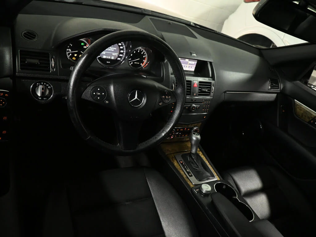 Mercedes-Benz C 300  Mercedes-Benz* C-Class* ����������* (���� �� ��) | Mobile.bg � ����������� 16
