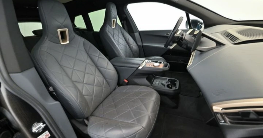 BMW iX XDrive 40 - изображение 6