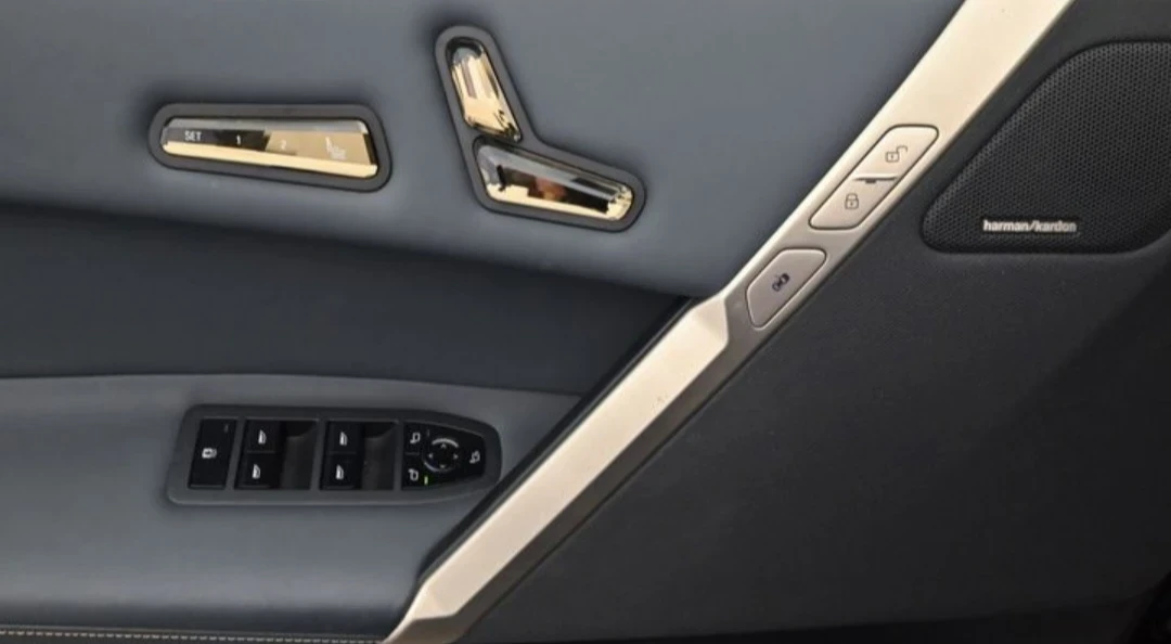 BMW iX XDrive 40 - изображение 7