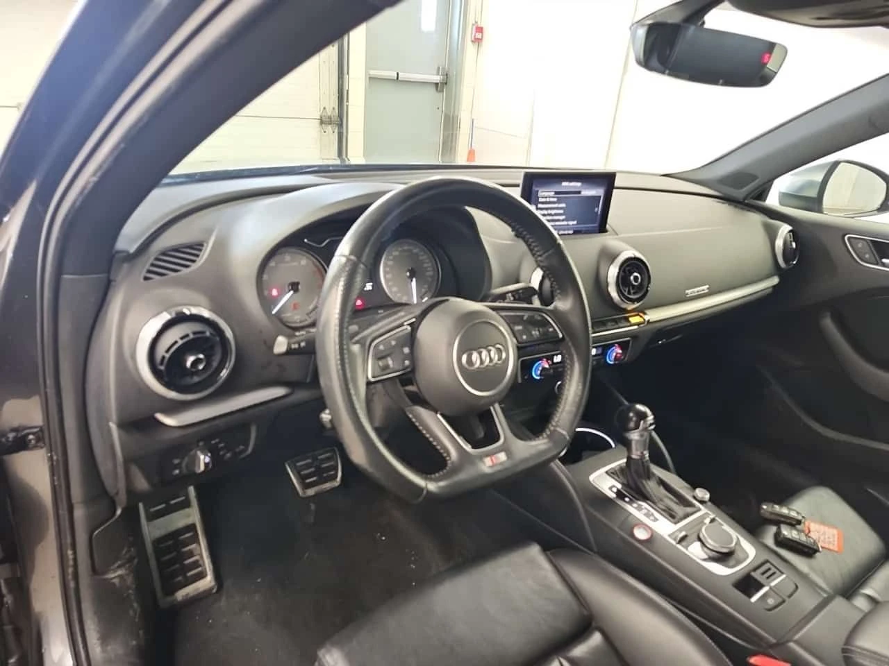 Audi S3  | PROGRESSIV | PANORAMA | CARFAX, снимка 11 - Автомобили и джипове - 53799226