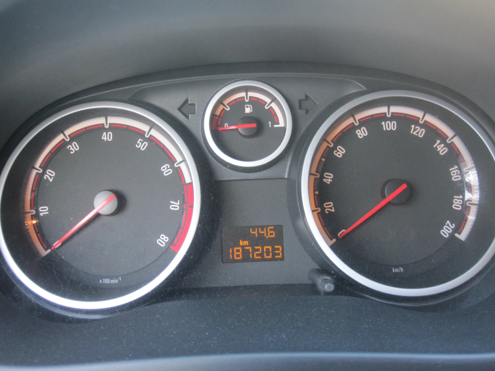 Opel Corsa 1.4 OPC LINE LUX, снимка 10 - Автомобили и джипове - 54115891