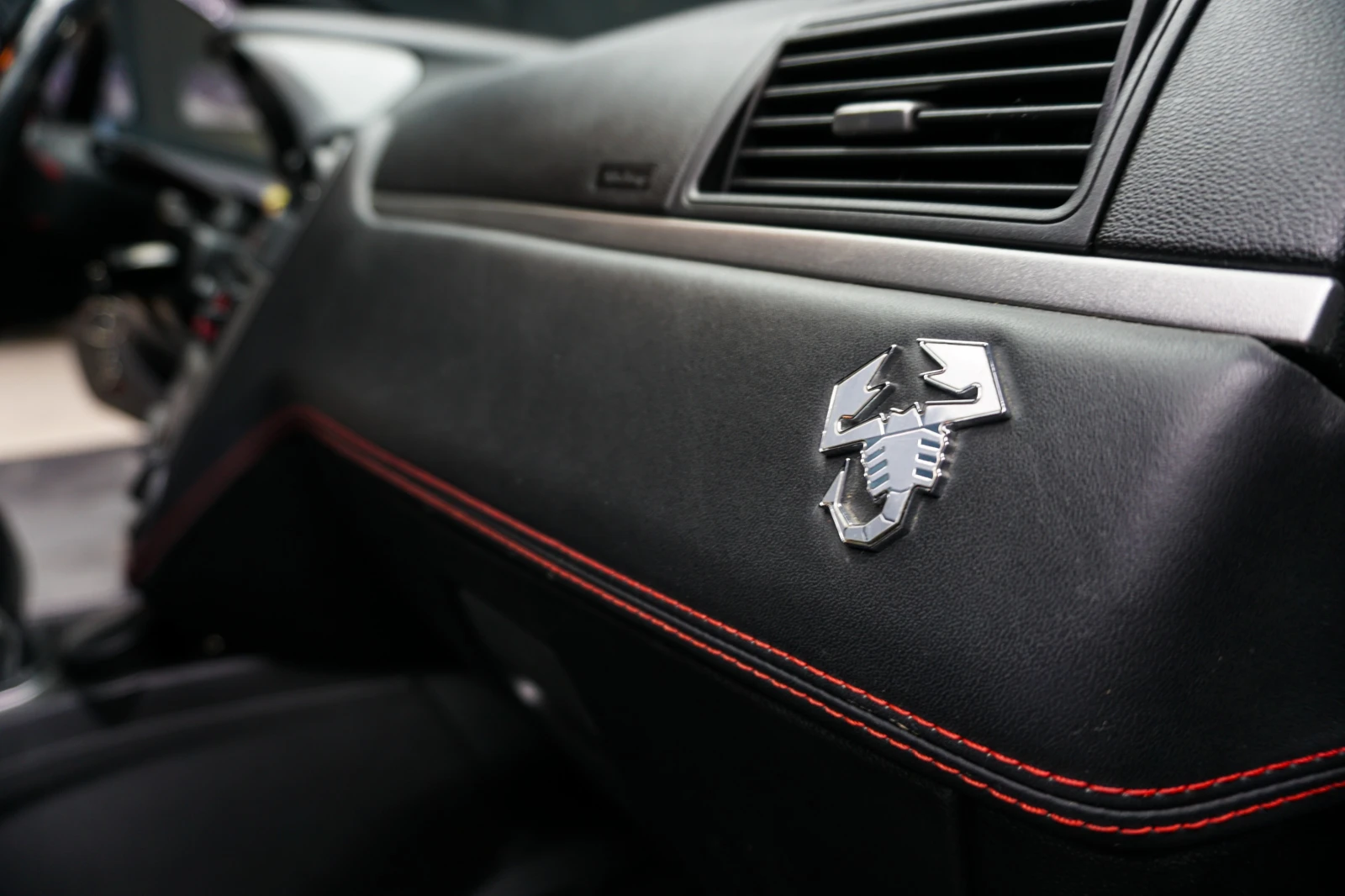 Fiat Punto ABARTH, снимка 13 - Автомобили и джипове - 54207043