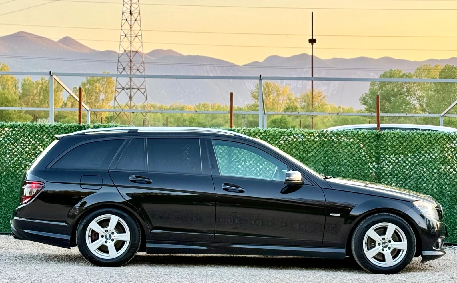 Mercedes-Benz C 350 CDi 4matic//AMG-Пакет, снимка 4 - Автомобили и джипове - 54562594