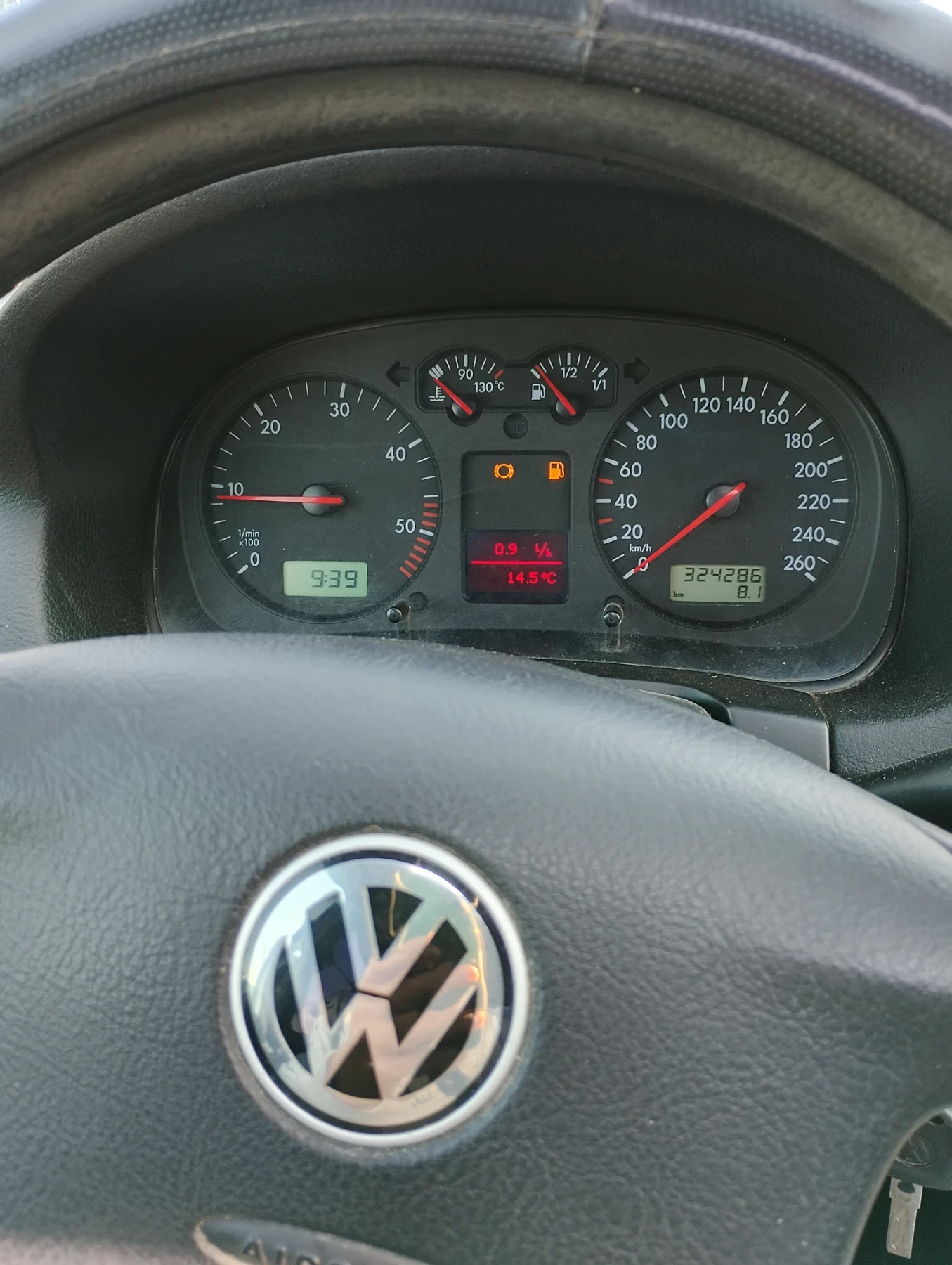 VW Golf, снимка 2 - Автомобили и джипове - 54631519