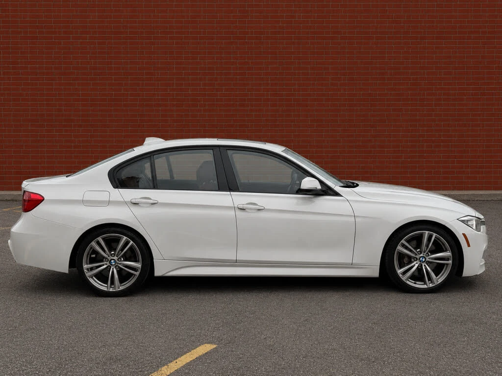 BMW 335 RWD* АвтоКредит * (ЦЕНА ДО БГ), снимка 3 - Автомобили и джипове - 54691483