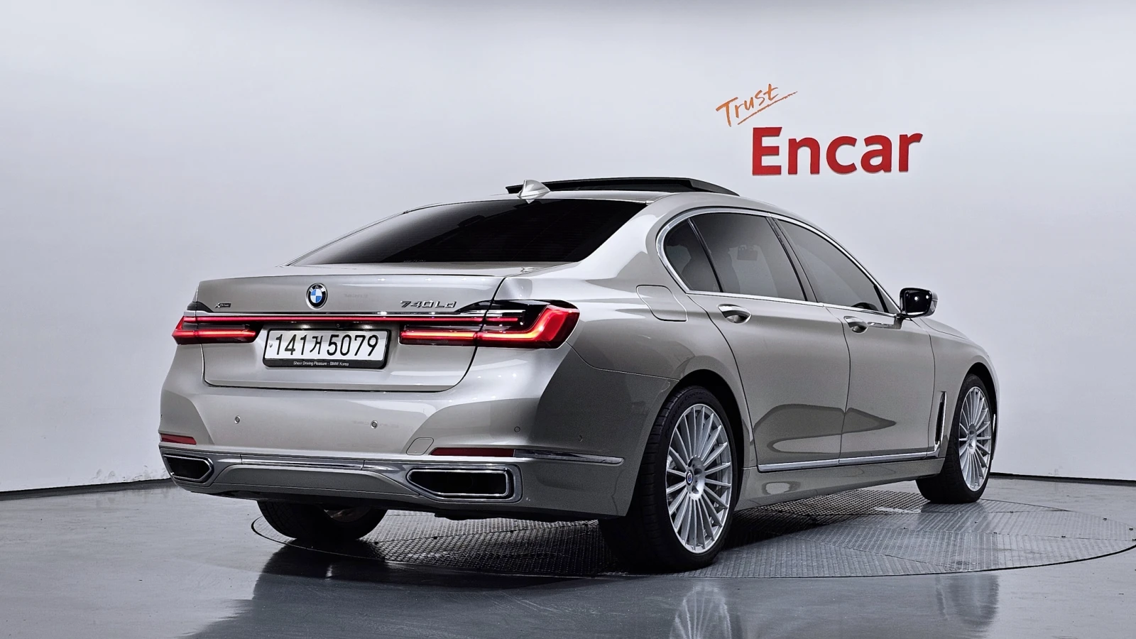 BMW 730 730Ld* HARMAN KARDON* ЕЛ. БАГАЖНИК* МАСАЖ* КРАЙНА , снимка 2 - Автомобили и джипове - 55336567