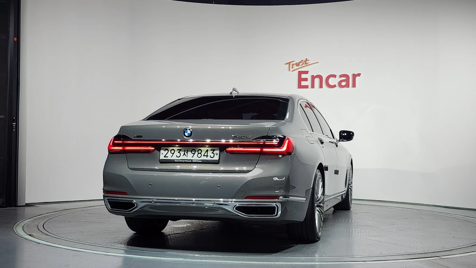 BMW 740 740d* ЛЮК* ОБДУХВАНЕ* HUD* 360* КРАЙНА ЦЕНА, снимка 4 - Автомобили и джипове - 55336567