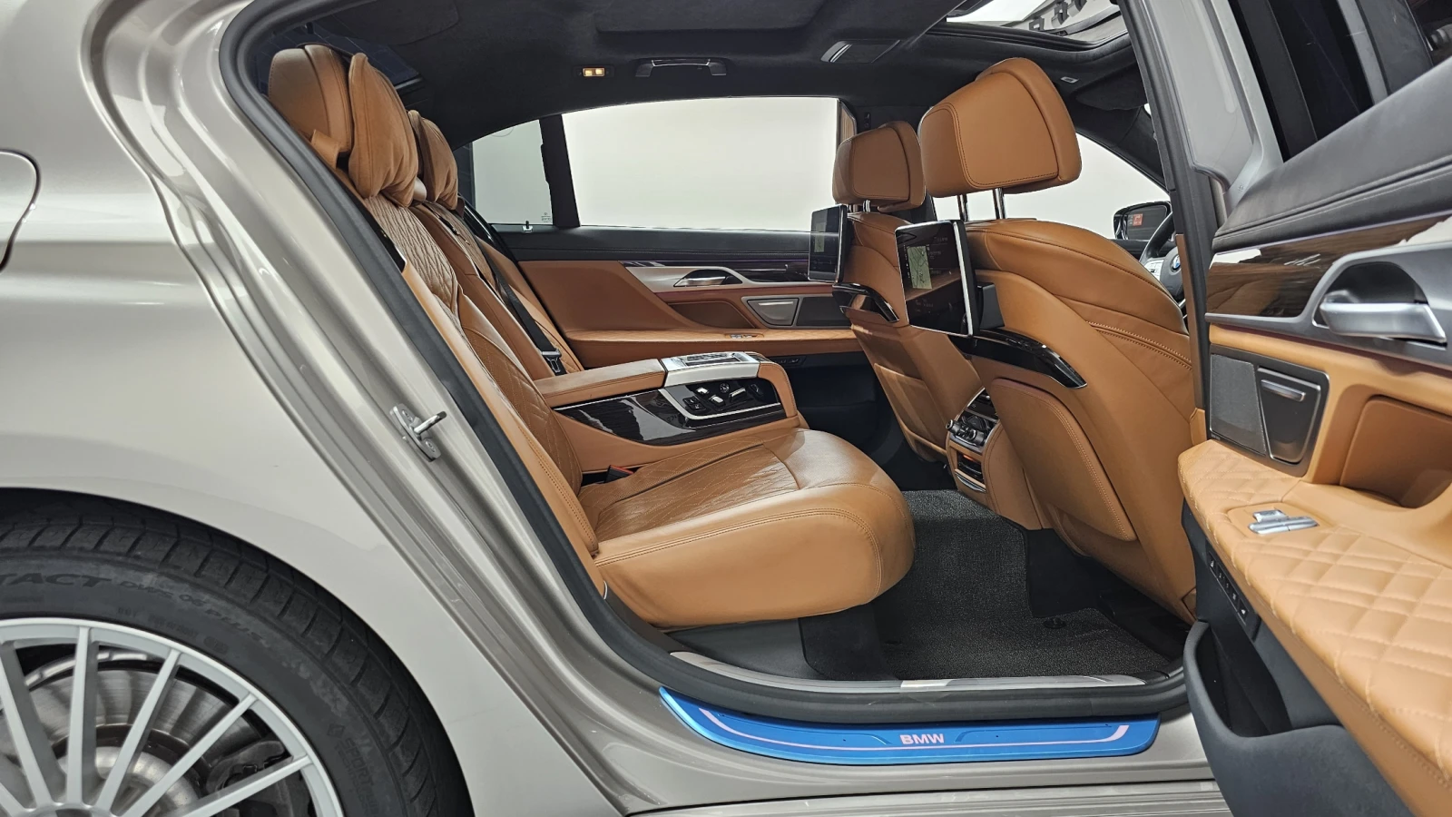 BMW 730 730Ld* HARMAN KARDON* ЕЛ. БАГАЖНИК* МАСАЖ* КРАЙНА , снимка 11 - Автомобили и джипове - 55336567