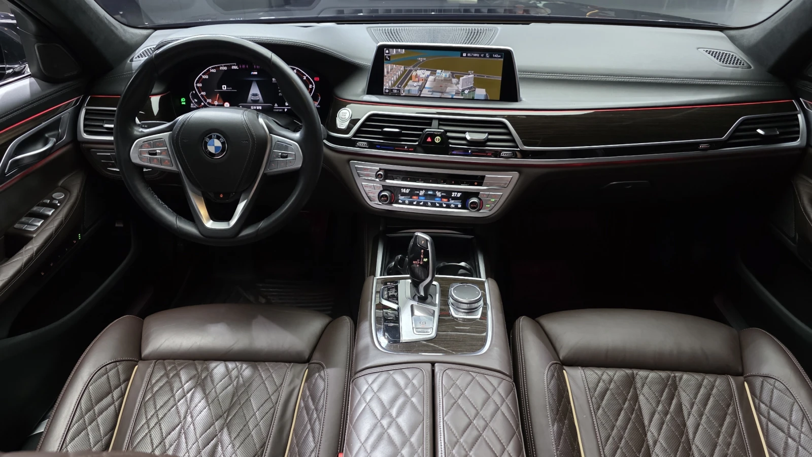 BMW 730 730Ld* BLIND SPOT* ОБДУХВАНЕ* МАСАЖ* 360* КРАЙНА Ц, снимка 7 - Автомобили и джипове - 55336567