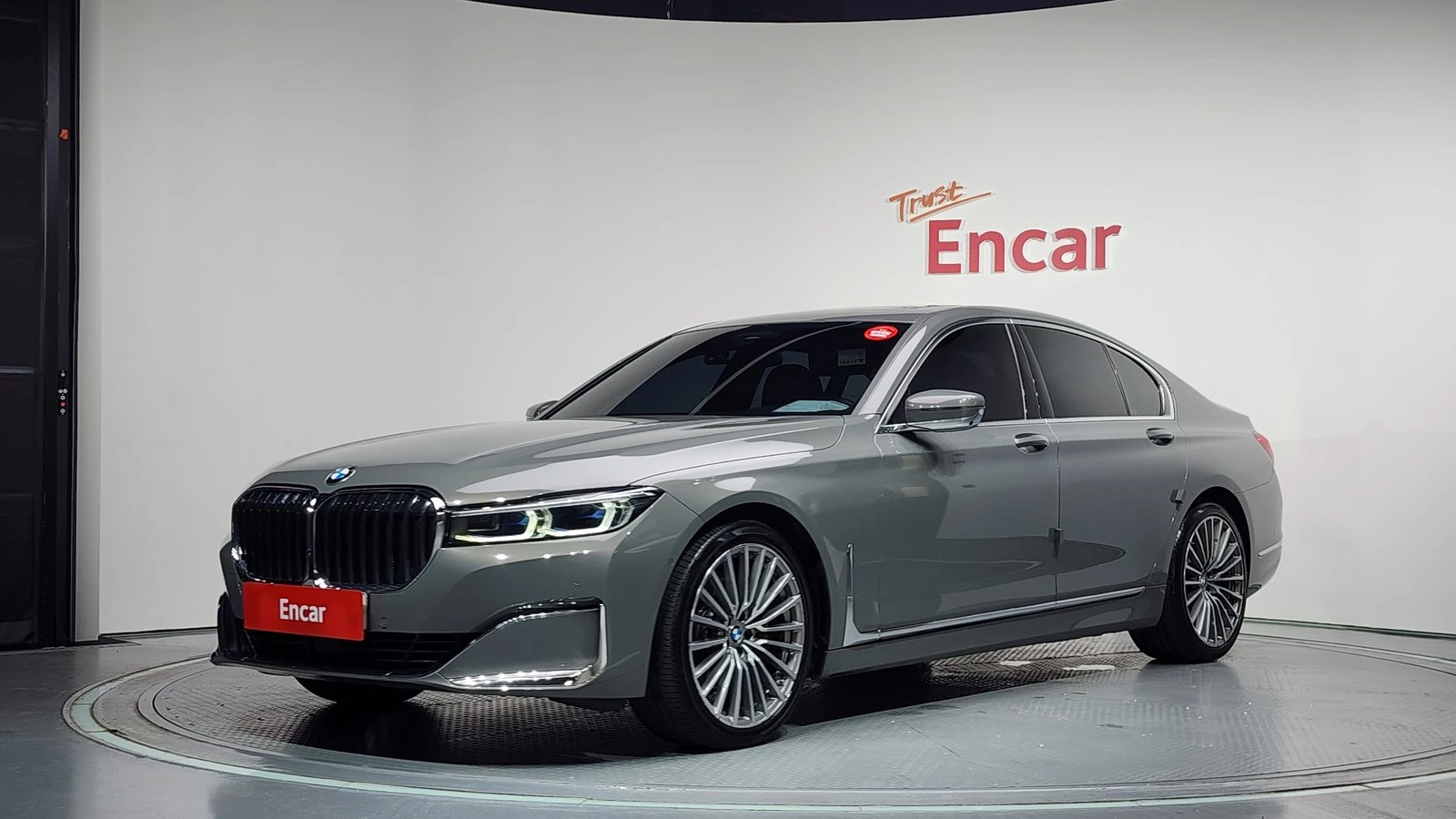 BMW 740 740d* ЛЮК* ОБДУХВАНЕ* HUD* 360* КРАЙНА ЦЕНА