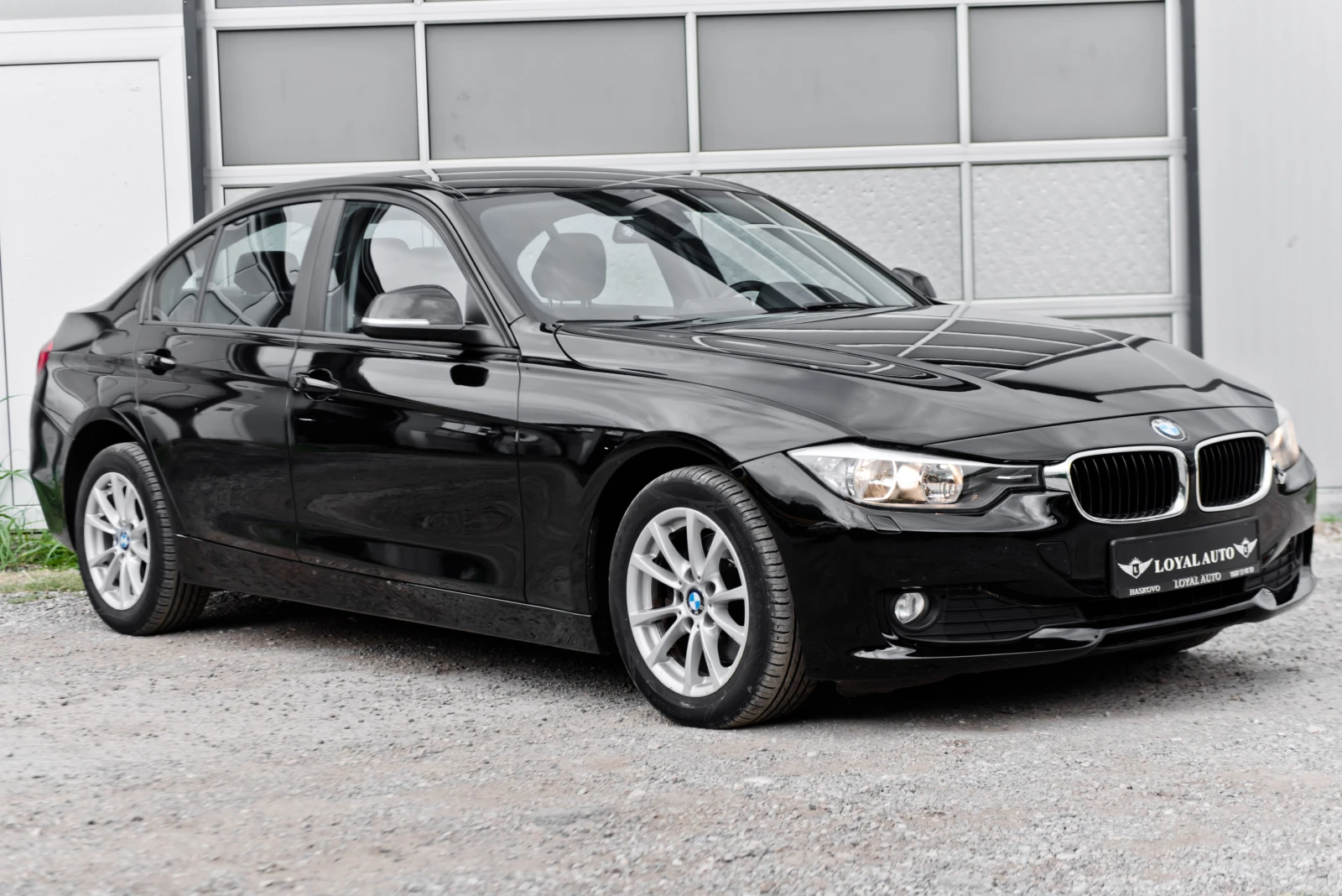 BMW 320 ТОП* 184кс* 8zf* Германия* , снимка 3 - Автомобили и джипове - 55429863